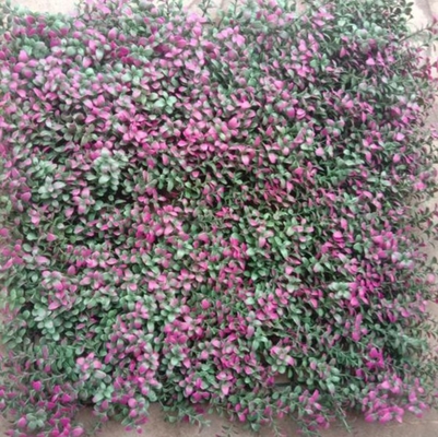 고도로 시뮬레이션 된 인공 벽 잔디, 다양한 색상 옵션과 50cm * 50cm 크기로 설치 및 유지보수를 쉽게합니다.