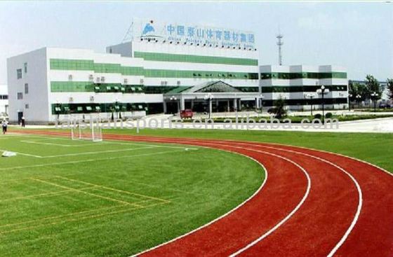 60mm 인위 축구 잔디 설치가 쉬운 PE 재료 축구 경기장 및 야외 활동용 아스트로 잔디