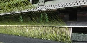 60mm 덩어리 높이 축구 인공 잔디 스포츠 가짜 잔디 5/8' 크기 140 스티치 / M 인공 잔디